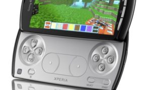 Xperia PLAY Minecraft