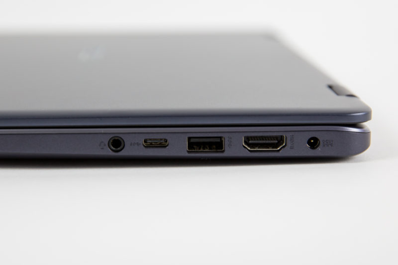 ASUS VivoBook Flip 14 TP401 - conectori dreapta