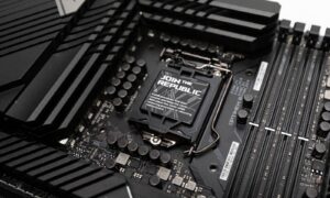 Socketul procesorului pe ROG Maximus XIII Hero (Z590)