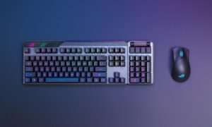 Tastatura de gaming Claymore II și mouseul de gaming Gladius III