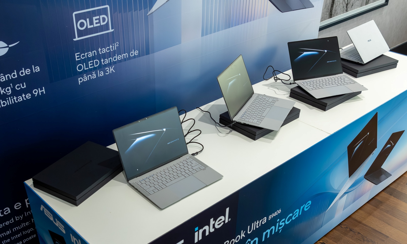 ASUS ExpertBook Ultra