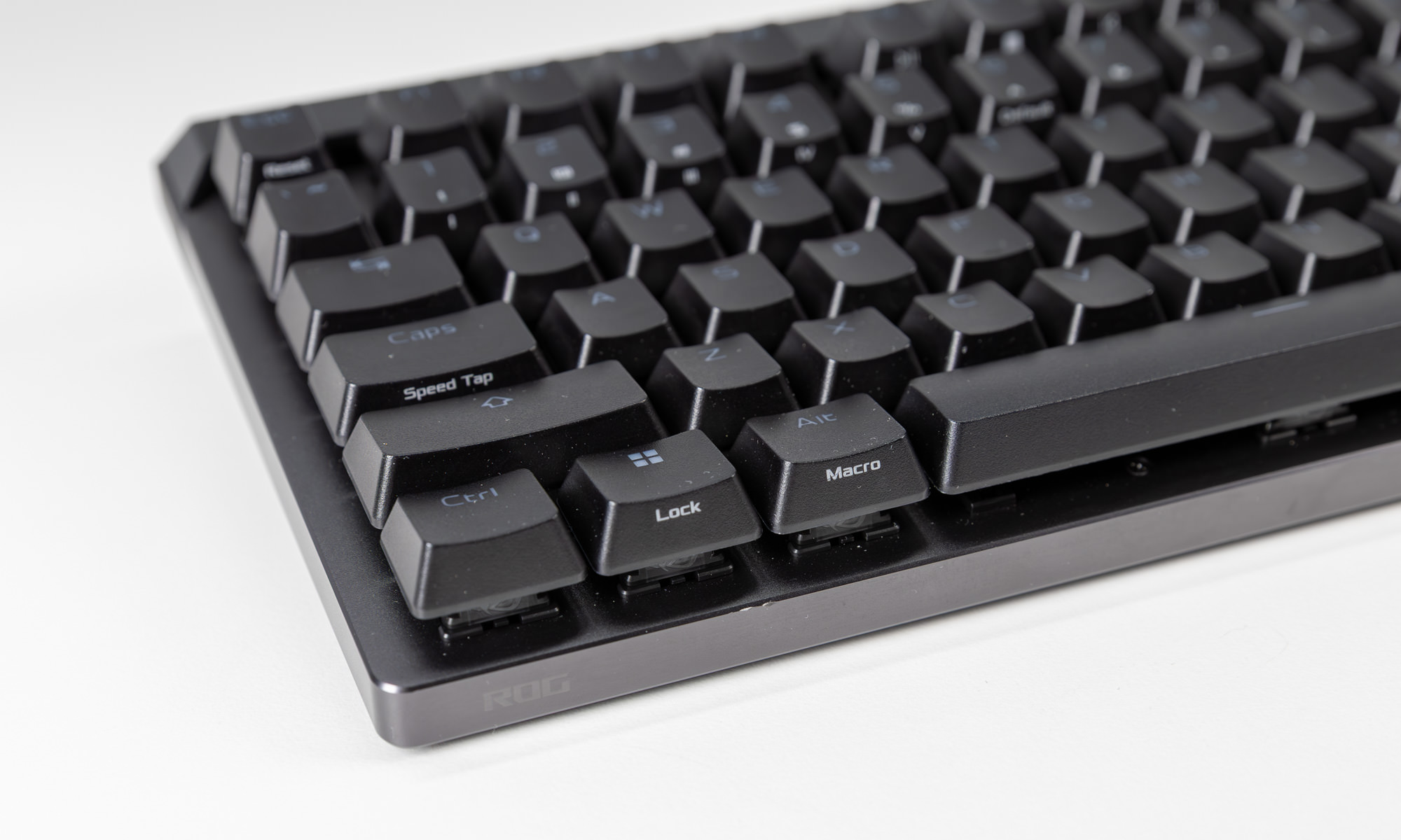 Tastatura ROG Falchion Ace 75 HE